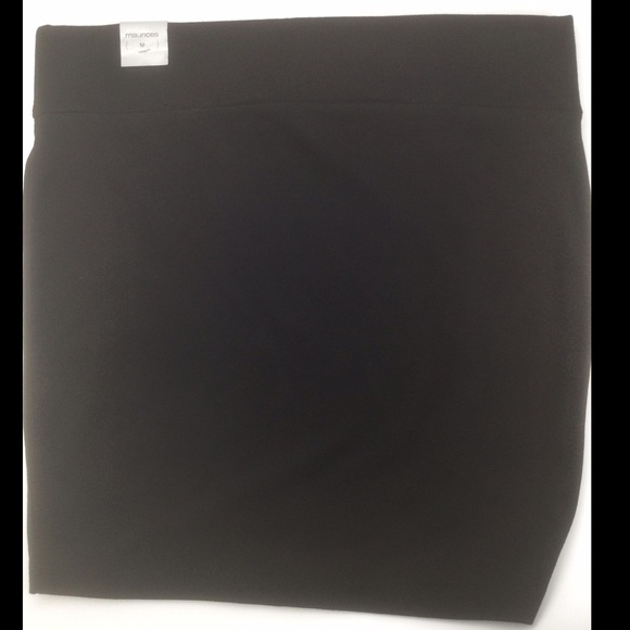 Maurices Med. Black Mini Skirt With Sequins in Chevron Design - Picture 2 of 6